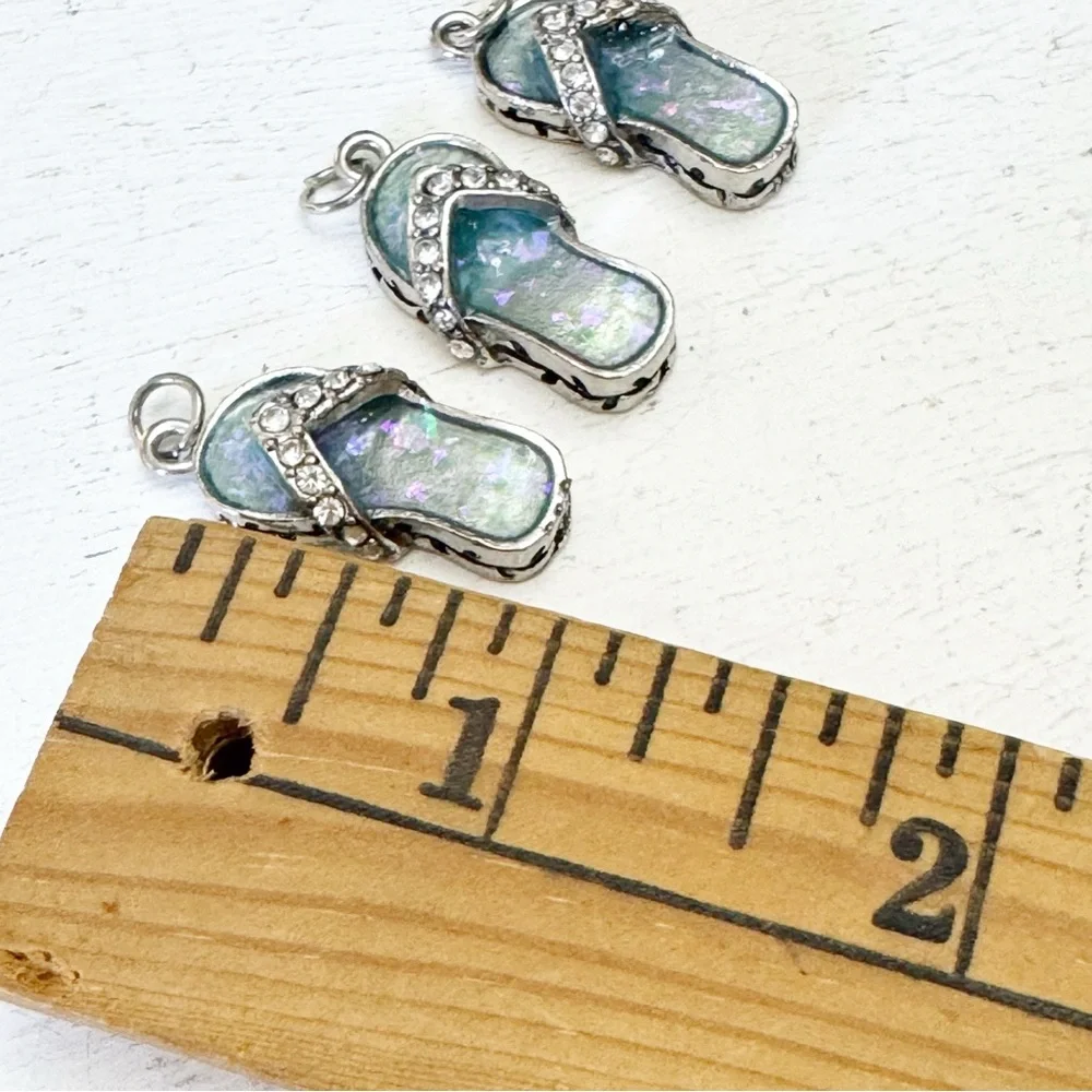 Set of 3 Abalone Shell Flip Flop Pendant Bracelet Rhinestone Charms Silver Tone - Picture 8 of 9